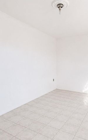 Casa para alugar com 150m², 3 quartos e 1 vaga Casa para alugar com 150m², 3 quartos e 1 vagaQuarto
