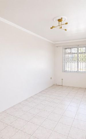 Casa para alugar com 150m², 3 quartos e 1 vaga Casa para alugar com 150m², 3 quartos e 1 vagaSala