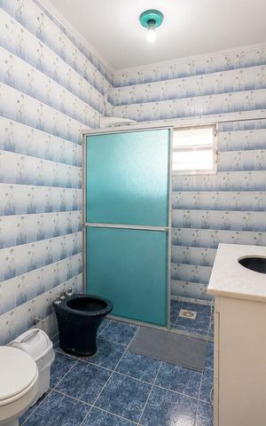 Casa para alugar com 150m², 3 quartos e 1 vaga Casa para alugar com 150m², 3 quartos e 1 vagaBanheiro