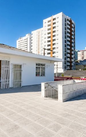 Casa para alugar com 150m², 3 quartos e 1 vaga Casa para alugar com 150m², 3 quartos e 1 vagaÁrea externa