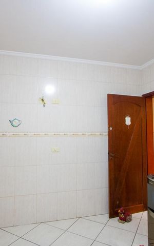 Casa para alugar com 110m², 3 quartos e 2 vagas Casa para alugar com 110m², 3 quartos e 2 vagasCozinha