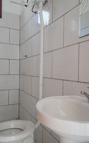Casa à venda com 159m², 2 quartos e 4 vagasBanheiro 2