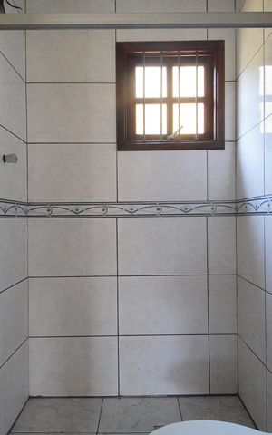 Casa à venda com 159m², 2 quartos e 4 vagasBanheiro