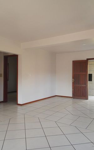 Casa à venda com 159m², 2 quartos e 4 vagasSala