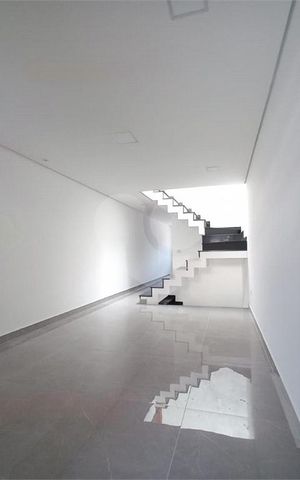 Casa à venda com 175m², 3 quartos e 2 vagas