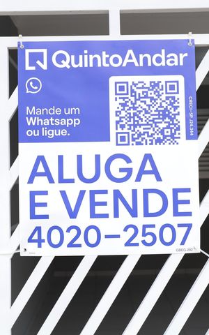 Casa à venda com 123m², 2 quartos e 2 vagasPlaca GRANDE instalada no portão do imóvel, dia 26.08.2026 - Código da placa: GBEG-292