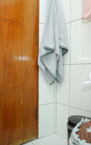 Casa à venda com 123m², 2 quartos e 2 vagasBanheiro