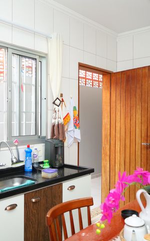 Casa à venda com 123m², 2 quartos e 2 vagasCozinha