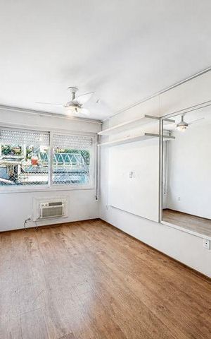 Apartamento para alugar com 82m², 2 quartos e sem vaga Apartamento para alugar com 82m², 2 quartos e sem vagaQuarto