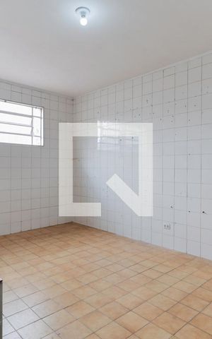 Casa à venda com 120m², 4 quartos e 2 vagas Casa à venda com 120m², 4 quartos e 2 vagasCozinha (casa 2)
