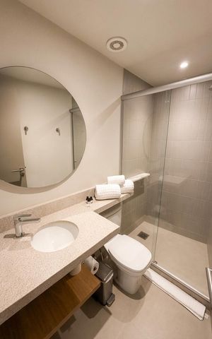 Studio à venda com 40m², 1 quarto e 1 vaga Studio à venda com 40m², 1 quarto e 1 vagaBanheiro