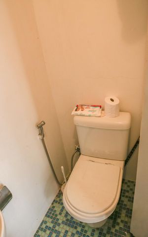 Casa de condomínio à venda com 97m², 2 quartos e 1 vaga Casa de condomínio à venda com 97m², 2 quartos e 1 vagaBanheiro de serviço
