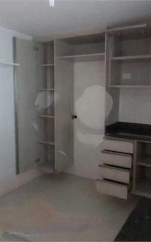 Casa de condomínio à venda com 72m², 2 quartos e 1 vaga