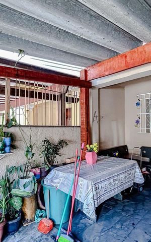Casa à venda com 120m², 3 quartos e 1 vagaGaragem