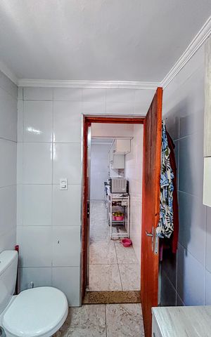 Casa à venda com 120m², 3 quartos e 1 vagaBanheiro