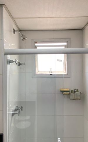 Apartamento à venda com 54m², 2 quartos e 1 vaga Apartamento à venda com 54m², 2 quartos e 1 vagaBanheiro social