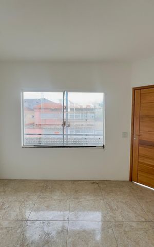 Casa à venda com 160m², 3 quartos e 5 vagas Casa à venda com 160m², 3 quartos e 5 vagasSala