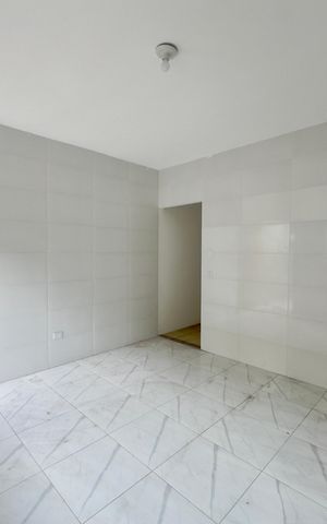 Casa à venda com 160m², 3 quartos e 5 vagas Casa à venda com 160m², 3 quartos e 5 vagasCozinha
