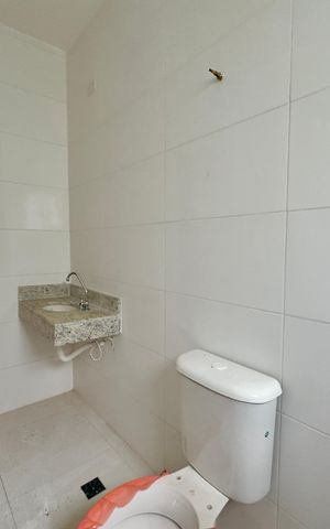 Casa à venda com 160m², 3 quartos e 5 vagas Casa à venda com 160m², 3 quartos e 5 vagasBanheiro 1