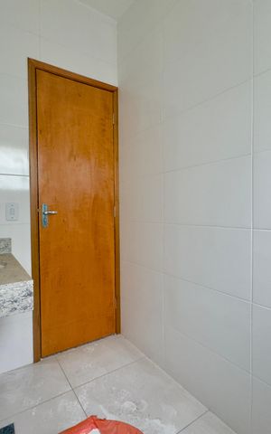 Casa à venda com 160m², 3 quartos e 5 vagas Casa à venda com 160m², 3 quartos e 5 vagasBanheiro 2