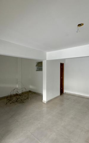 Casa à venda com 160m², 3 quartos e 5 vagas Casa à venda com 160m², 3 quartos e 5 vagasGaragem