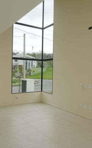 Casa de condomínio para alugar com 258m², 3 quartos e 4 vagas Casa de condomínio para alugar com 258m², 3 quartos e 4 vagasSala