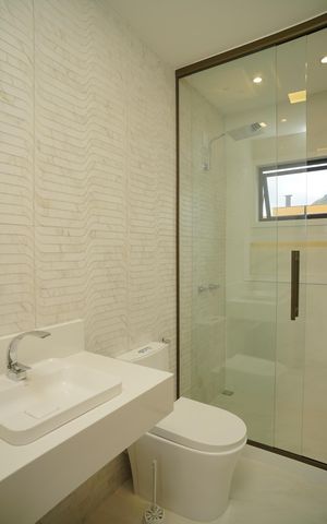 Casa de condomínio para alugar com 258m², 3 quartos e 4 vagas Casa de condomínio para alugar com 258m², 3 quartos e 4 vagasBanheiro Social