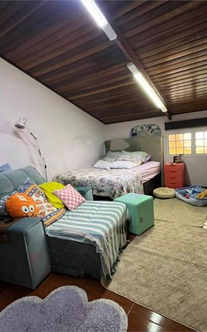Casa à venda com 380m², 5 quartos e 4 vagas