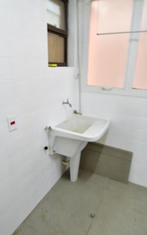 Apartamento para alugar com 96m², 2 quartos e 1 vagaÁrea de Serviço