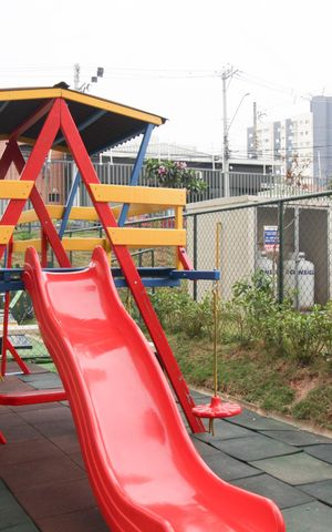 Apartamento para alugar com 33m², 2 quartos e sem vaga Apartamento para alugar com 33m², 2 quartos e sem vagaÁrea comum - Playground