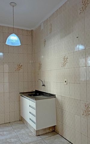 Apartamento para alugar com 114m², 2 quartos e sem vagaCozinha e Área de Serviço