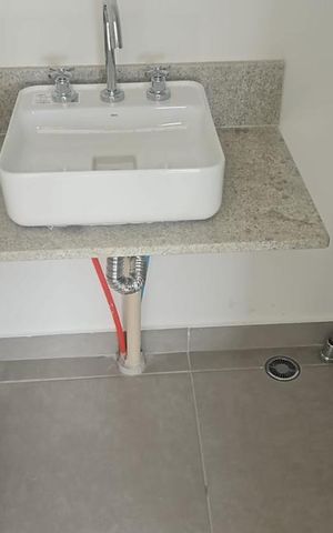 Apartamento à venda com 28m², 1 quarto e sem vaga Apartamento à venda com 28m², 1 quarto e sem vagaBanheiro