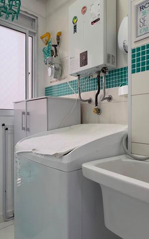 Apartamento à venda com 72m², 3 quartos e 1 vaga Apartamento à venda com 72m², 3 quartos e 1 vagaCozinha e Área de Serviço