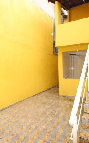 Casa à venda com 265m², 3 quartos e 2 vagasQuintal