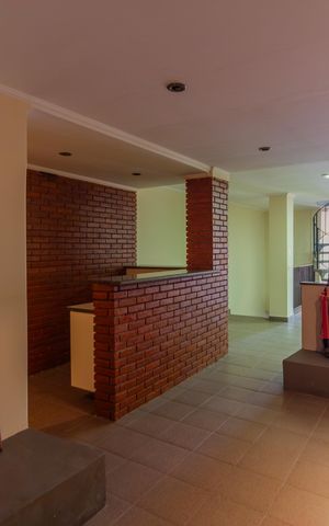 Casa para alugar com 142m², 2 quartos e 2 vagas Casa para alugar com 142m², 2 quartos e 2 vagasPorão