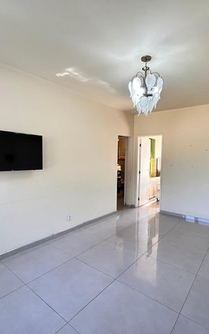 Apartamento para alugar com 76m², 3 quartos e sem vaga