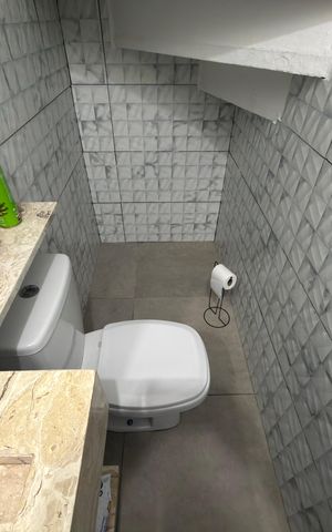 Casa à venda com 100m², 3 quartos e 1 vaga Casa à venda com 100m², 3 quartos e 1 vagaLavabo