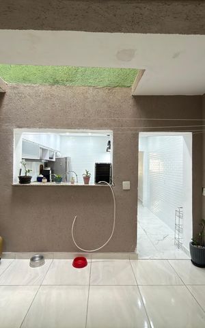 Casa à venda com 100m², 3 quartos e 1 vaga Casa à venda com 100m², 3 quartos e 1 vagaÁrea de Serviço