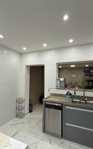 Casa à venda com 100m², 3 quartos e 1 vaga Casa à venda com 100m², 3 quartos e 1 vagaCozinha