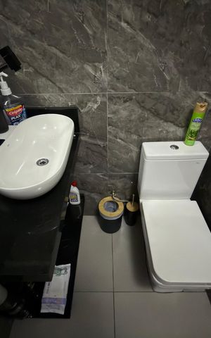 Casa à venda com 100m², 3 quartos e 1 vaga Casa à venda com 100m², 3 quartos e 1 vagaQuarto 1 - Suíte Banheiro