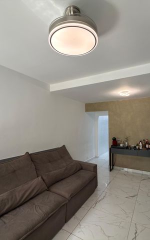 Casa à venda com 100m², 3 quartos e 1 vaga Casa à venda com 100m², 3 quartos e 1 vagaSala