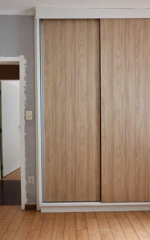Casa à venda com 321m², 4 quartos e 5 vagas Casa à venda com 321m², 4 quartos e 5 vagasQuarto 2