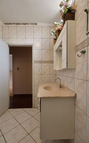 Casa à venda com 321m², 4 quartos e 5 vagas Casa à venda com 321m², 4 quartos e 5 vagasBanheiro