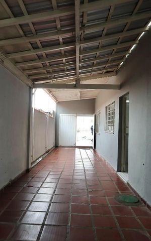 Casa à venda com 321m², 4 quartos e 5 vagas Casa à venda com 321m², 4 quartos e 5 vagasGaragem