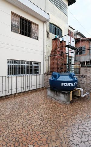 Casa à venda com 143m², 2 quartos e 2 vagasÁrea externa