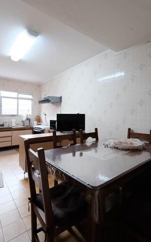 Casa à venda com 143m², 2 quartos e 2 vagasCozinha