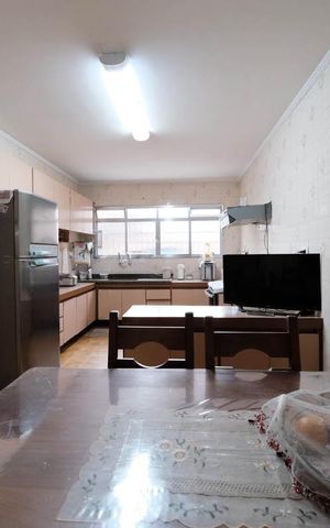 Casa à venda com 143m², 2 quartos e 2 vagasCozinha