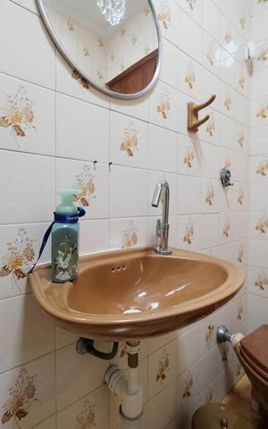 Casa à venda com 143m², 2 quartos e 2 vagasBanheiro 2