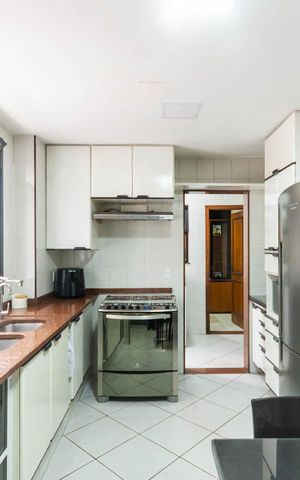 Apartamento à venda com 159m², 3 quartos e 2 vagasCozinha
