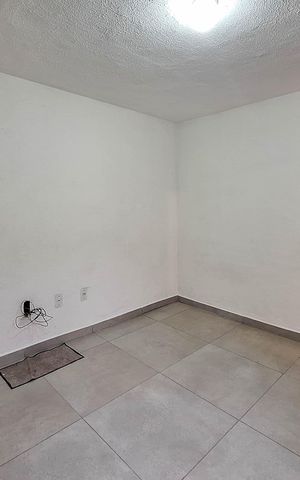 Apartamento para alugar com 55m², 2 quartos e 1 vaga Apartamento para alugar com 55m², 2 quartos e 1 vagaSala